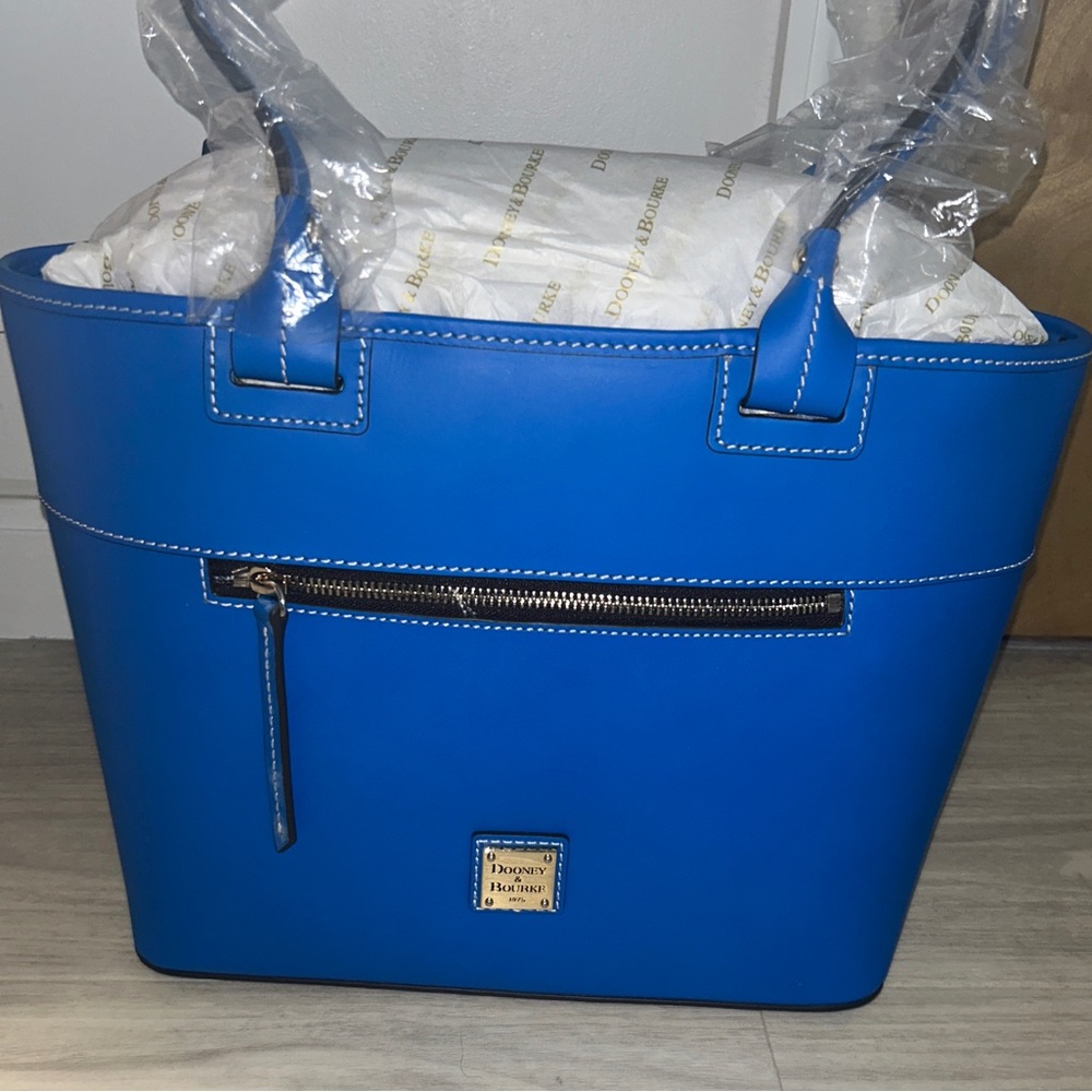 Dooney & Bourke royal blue large beacon zip tote bag BNWT